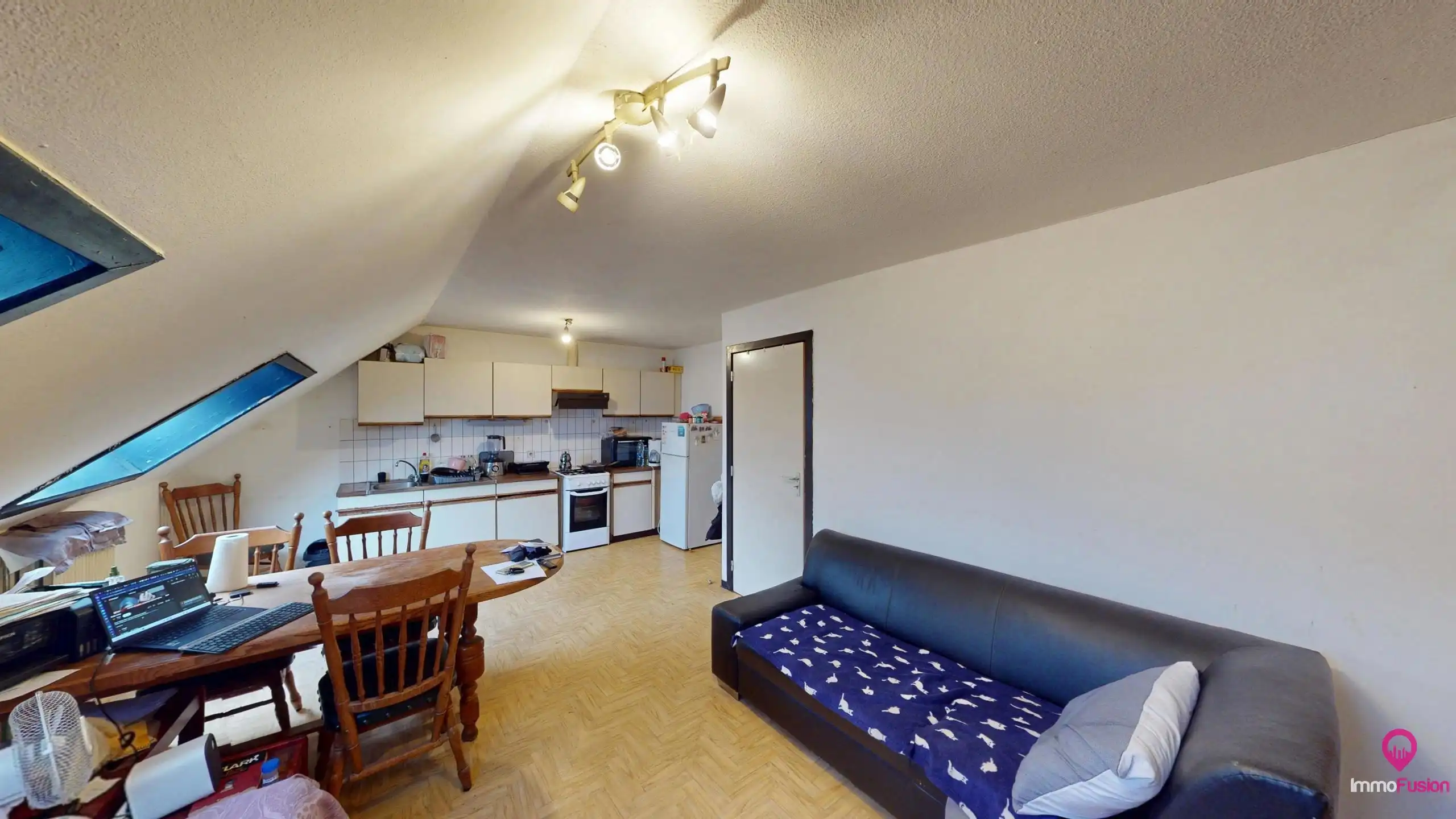 Studio te koop – centrum Heusden – investering! foto 16