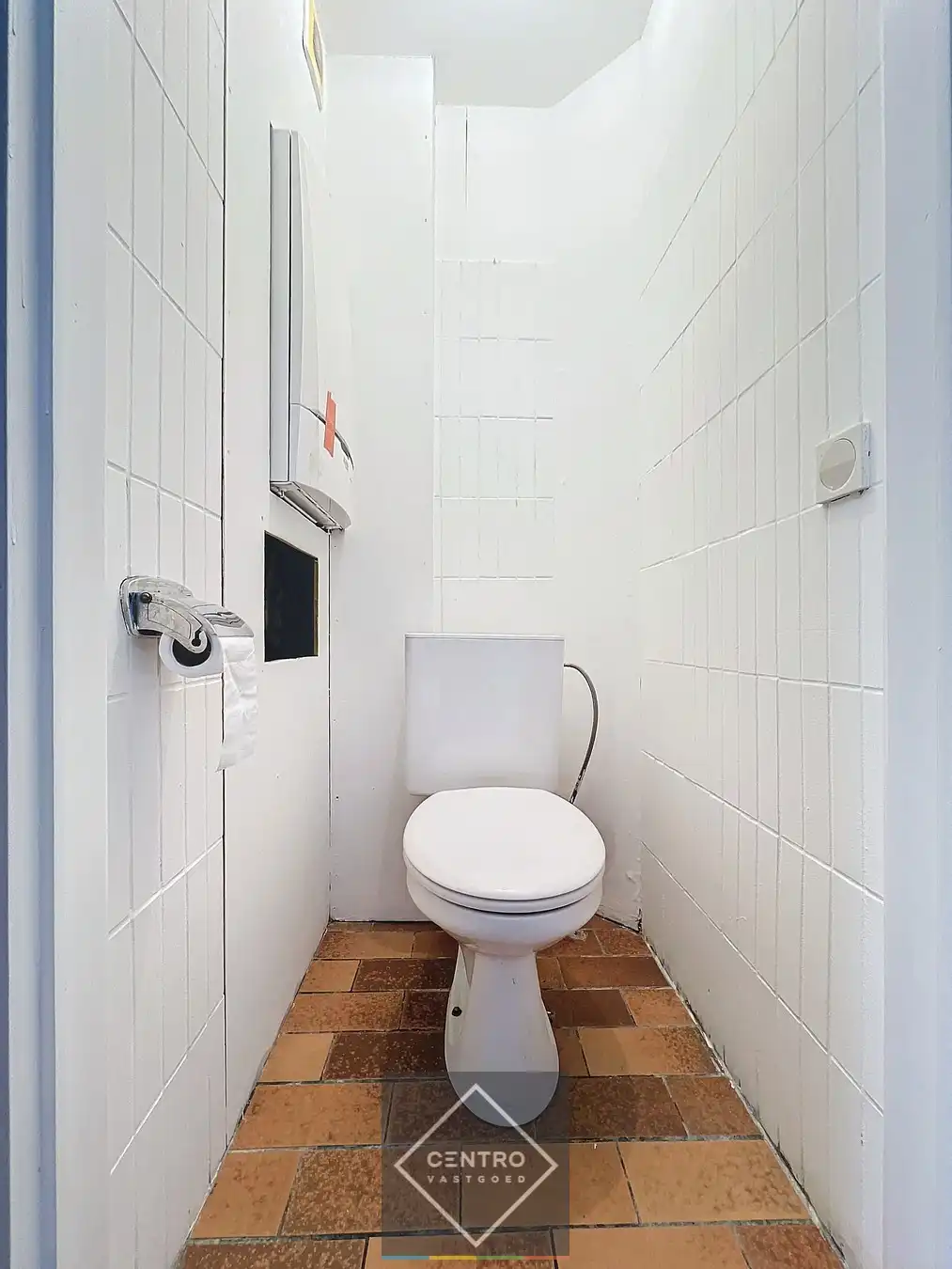 Betaalbaar app. (85m²) met 2 slpks, kelderberging en TERRAS van 50m² ! foto 5