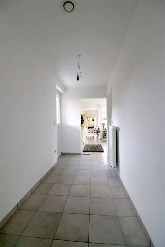 Bosrijk gelegen, vrijstaande woning met 2 slaapkamers foto 25