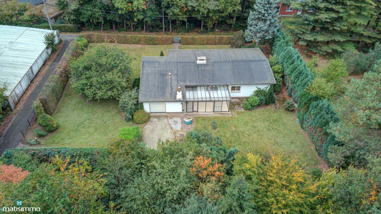 ZEER RUIME BUNGALOW MET ZUIDOOSTELIJK GEORIENTEERDE TUIN (25 ARE) IN RUSTIGE GROENE OMGEVING TE ZUTENDAAL foto 35