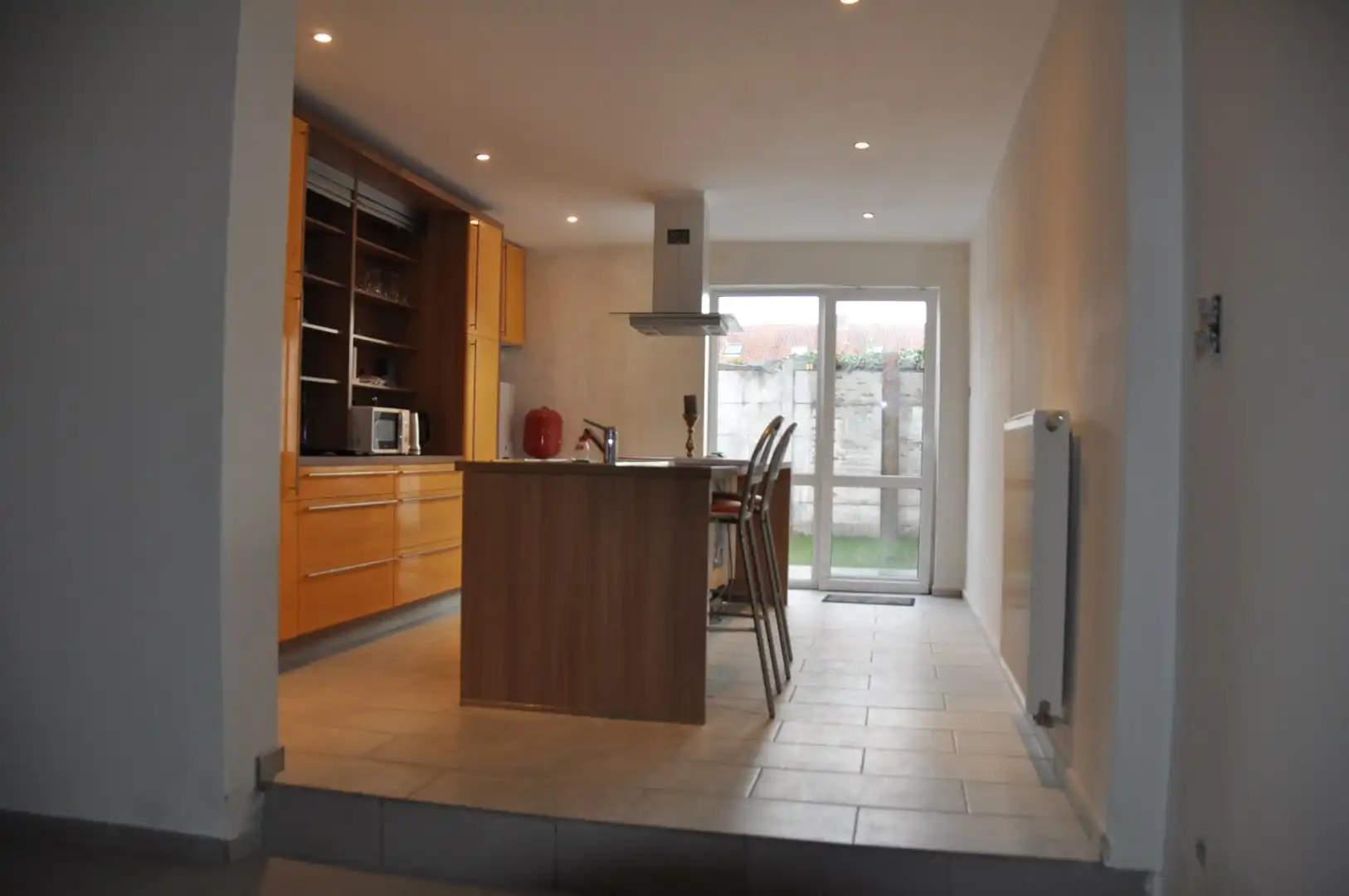 Instapklare woning met 3 slaapkamers, garage, stadstuin en groot zonneterras. foto 5