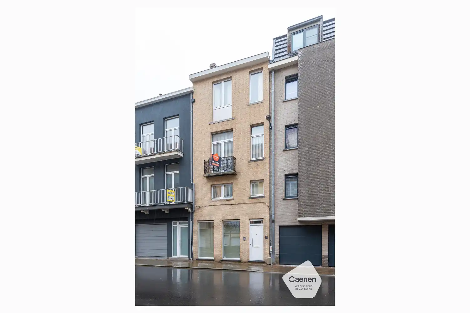 Instapklare woning, gelegen in een rustige omgeving met een centrale en vlot bereikbare ligging foto {{pictureIndex}}