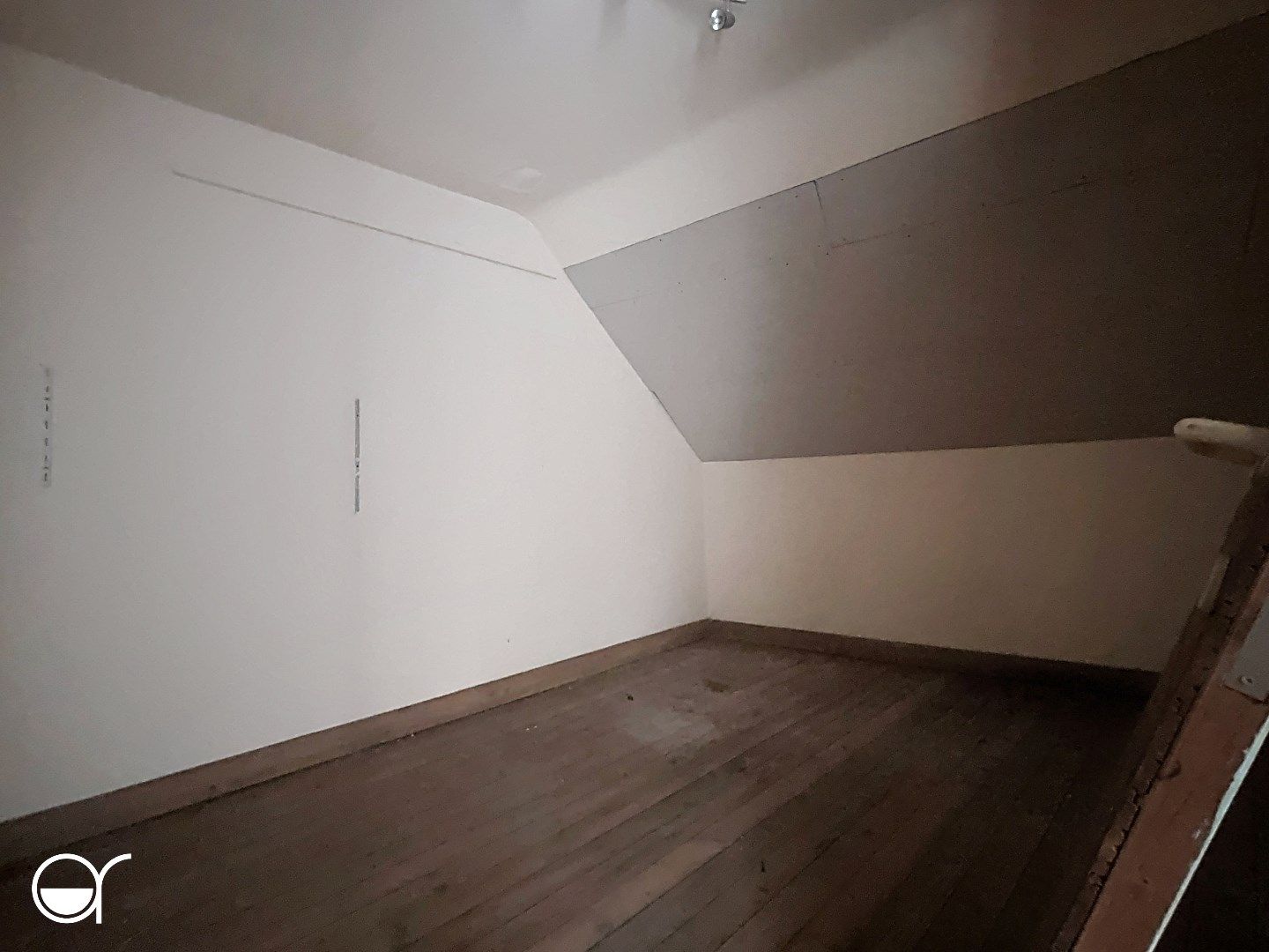 Volledig te renoveren landhuis op 2830m2 foto 19