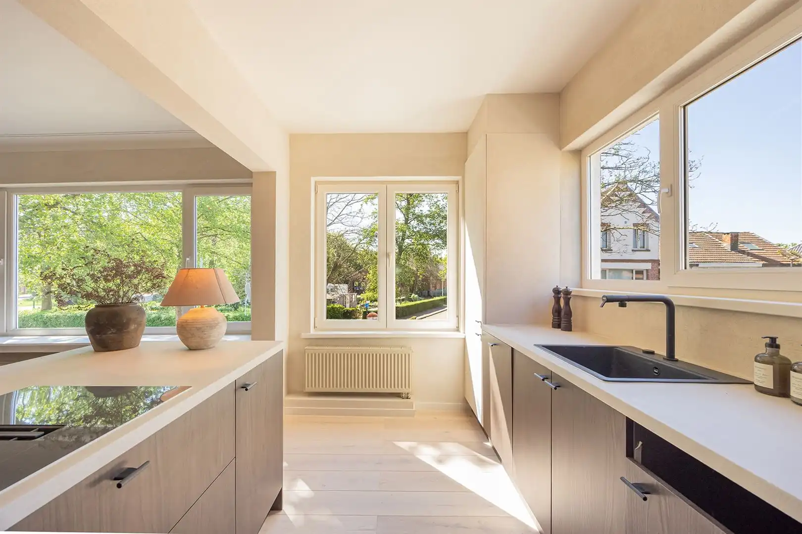 Wabi Sabi wonen met zicht op groen foto 11