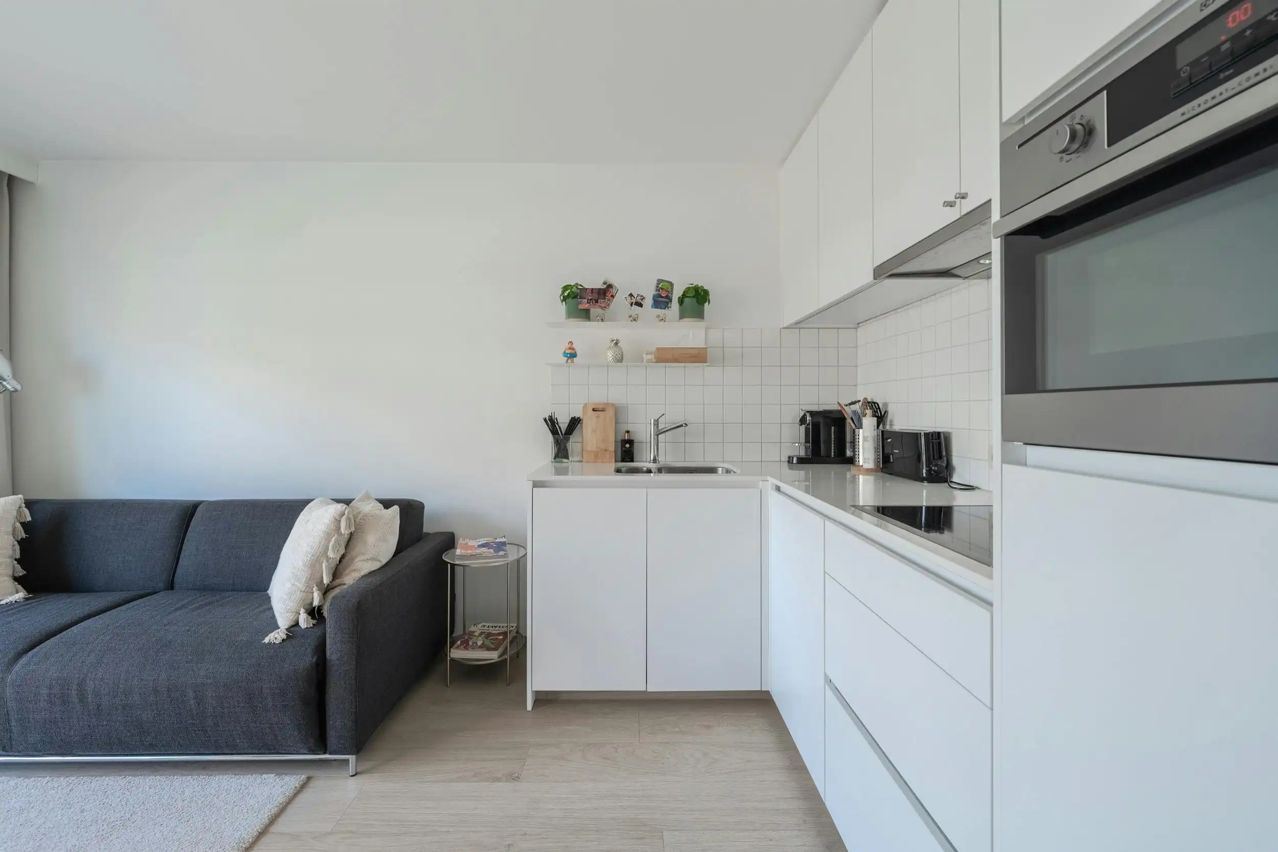 Zonnige studio met slaaphoek te koop te centrum Middelkerke! foto 10