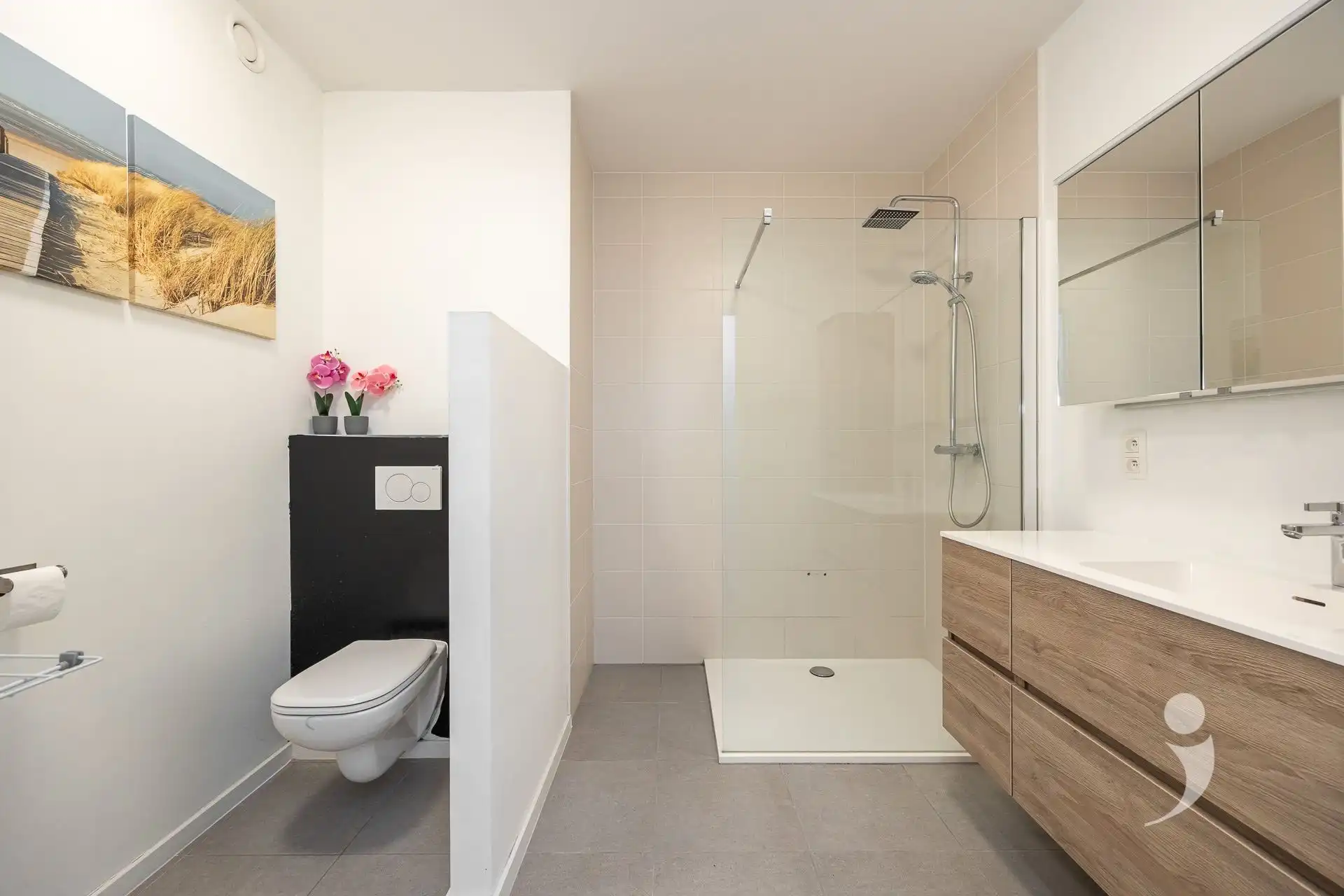 Appartement met 2 slaapkamers aan station foto 6