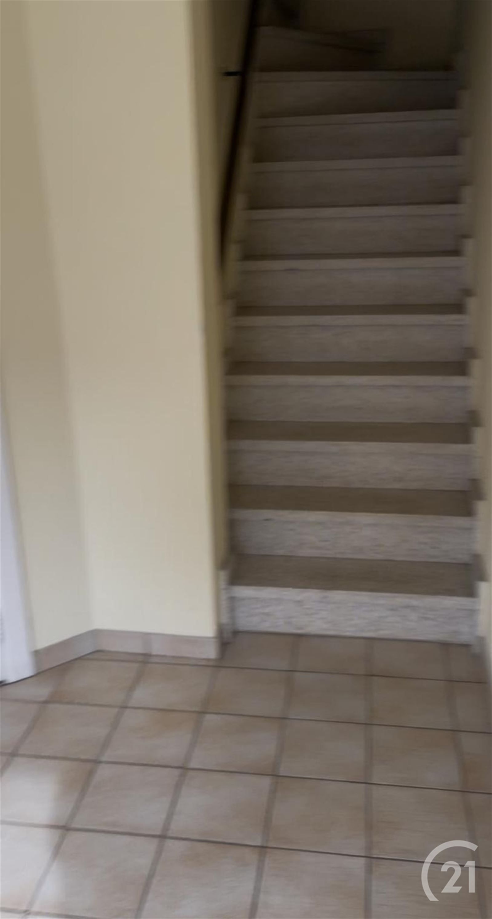 Appartementsgebouw in Vogelzangwijk foto 3