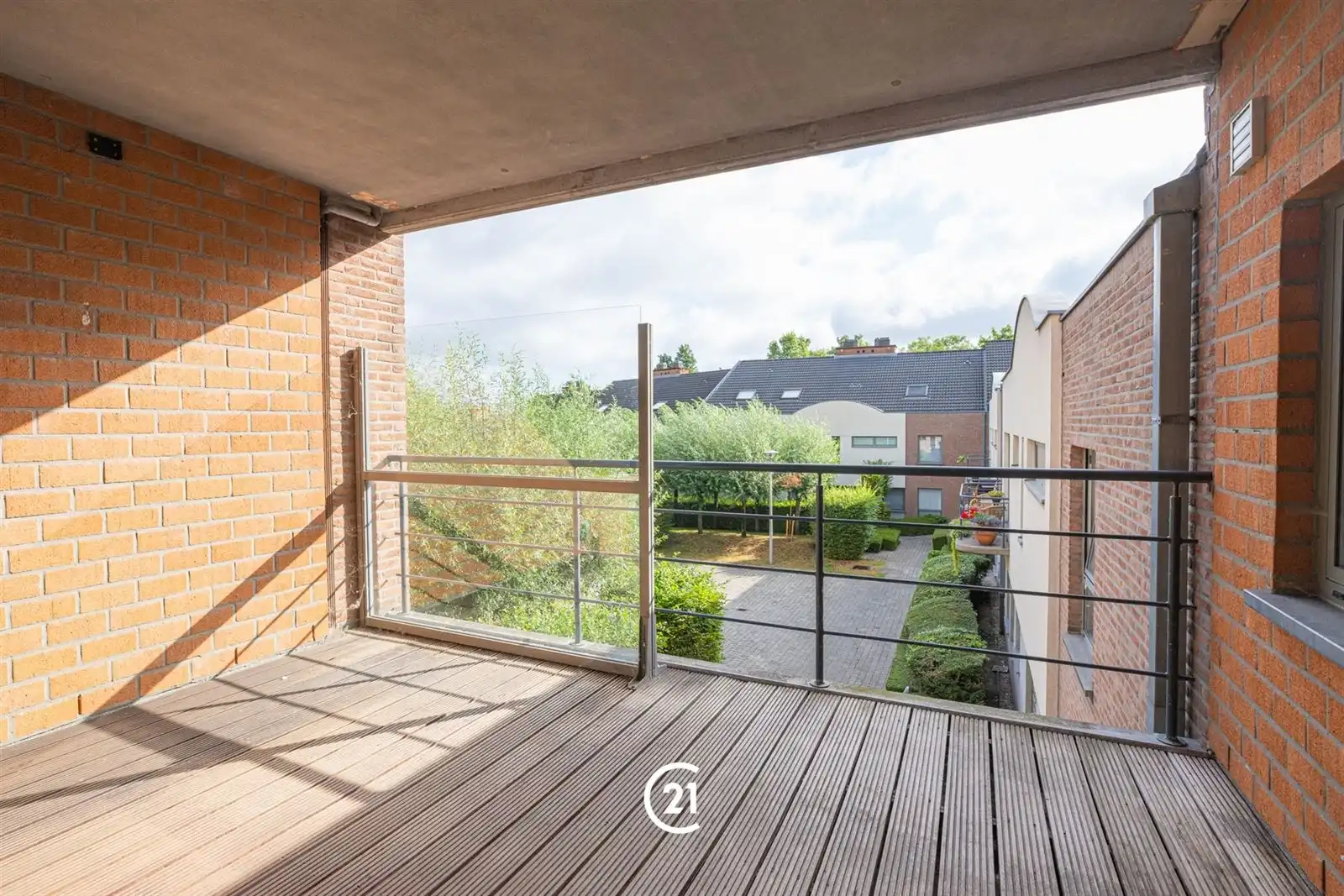 Lichtrijk appartement met 2 terrassen in het centrum van Grimbergen foto 3