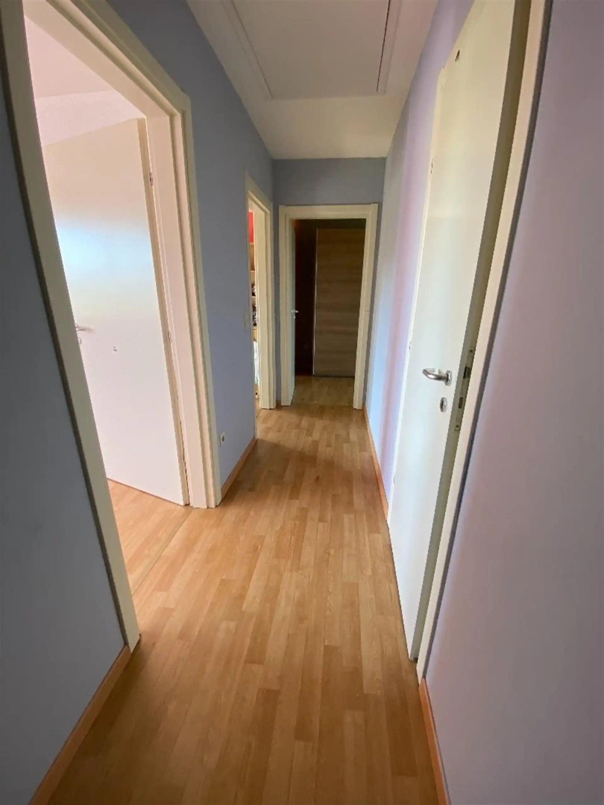 Gunstig gelegen ruime woning met onderhoudsvriendelijke tuin. foto 14