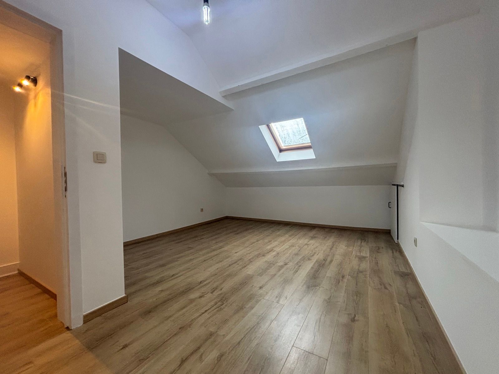 Vernieuwde woning met 3 slaapkamers!  foto 15