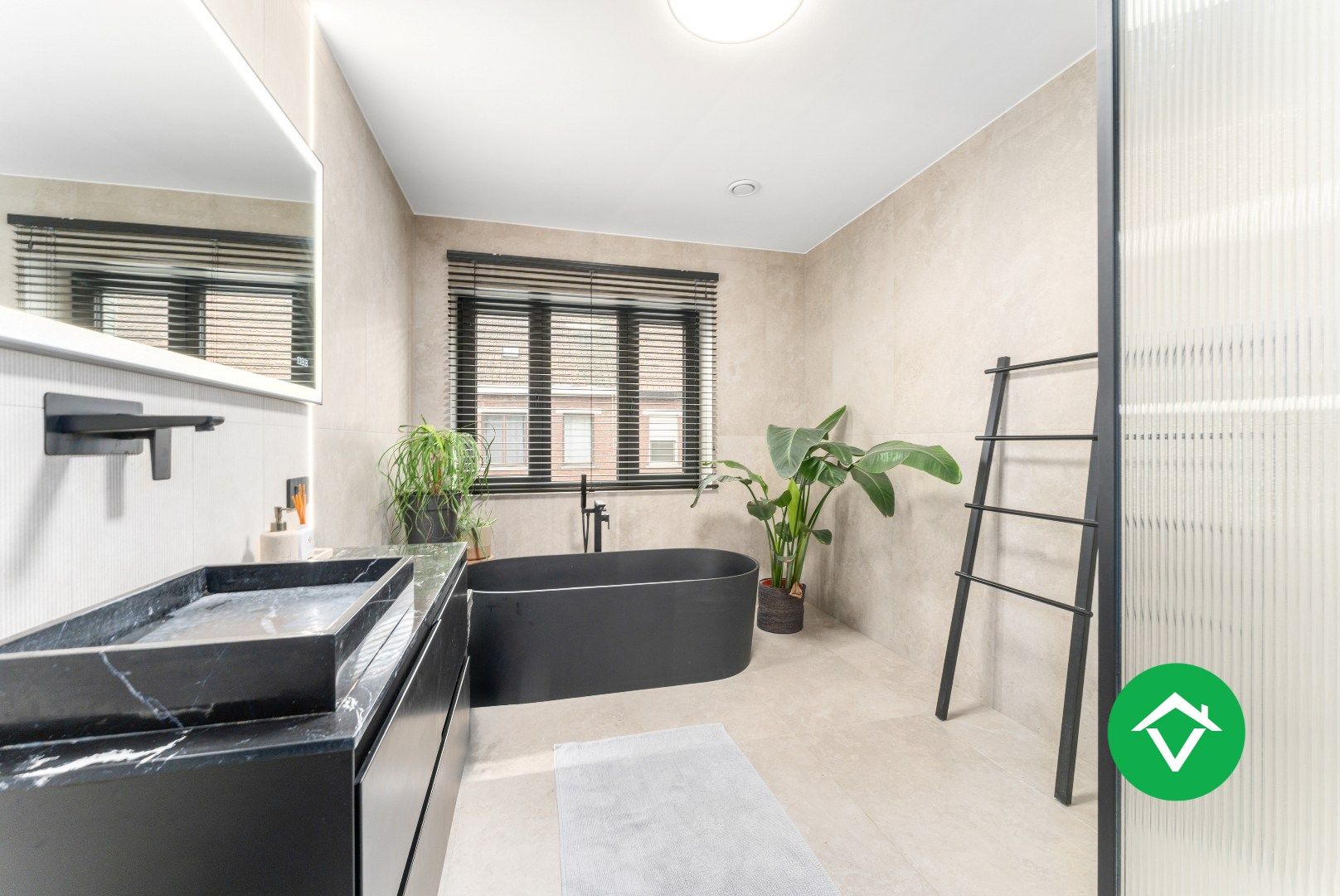 Hoog gerenoveerde woning met tuin en 4 slaapkamers te Roeselare foto 20