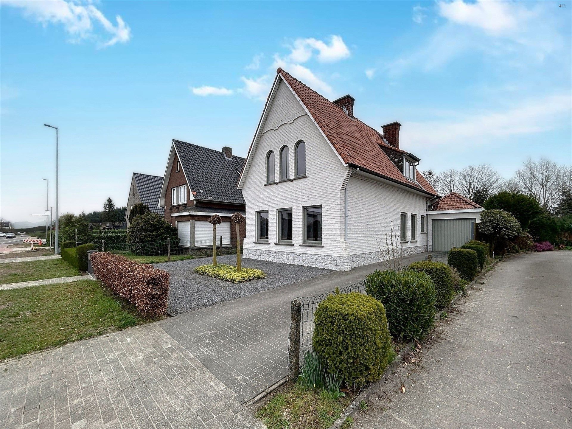 ()=>{if(producerUpdateValueVersion(node),producerAccessed(node),node.value===ERRORED)throw node.error;return node.value} Grote Kerkstraat 59 - 9120 VRASENE