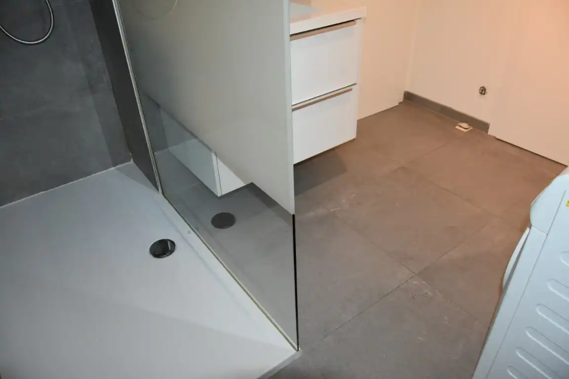 Centraal gelegen appartement met 2 slaapkamers foto 13