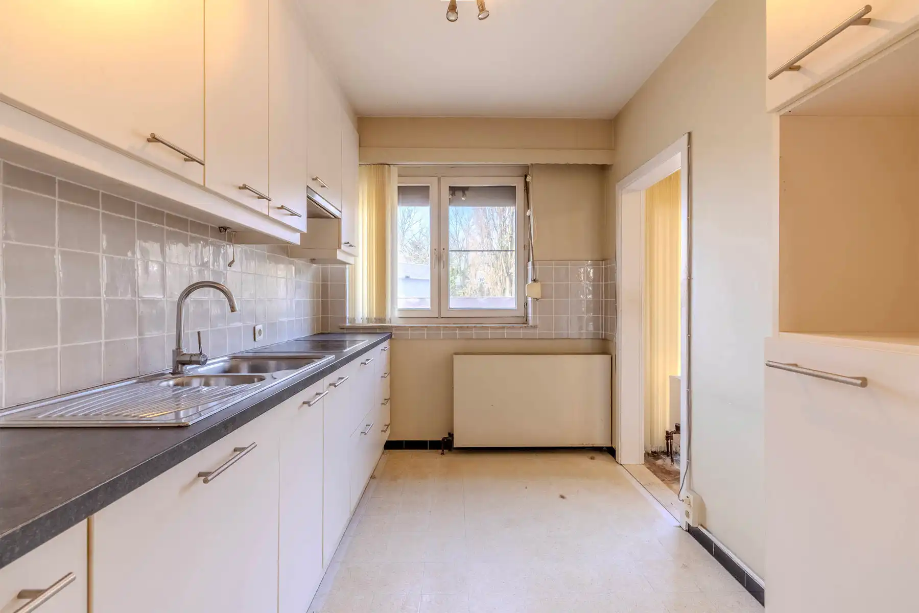 Op te knappen app met 2 slpk in hartje Nijlen foto 11