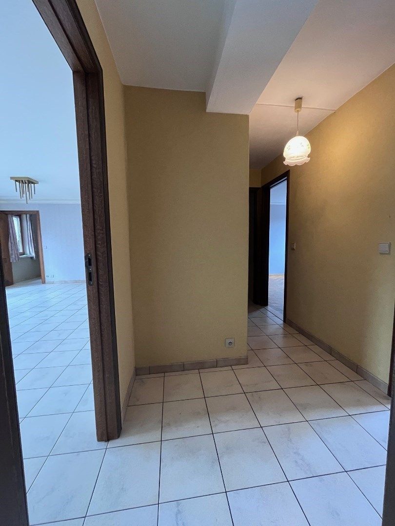 Bijzonder goedgelegen, ruim 3-slaapkamer-appartement met riant zonneterras foto 15