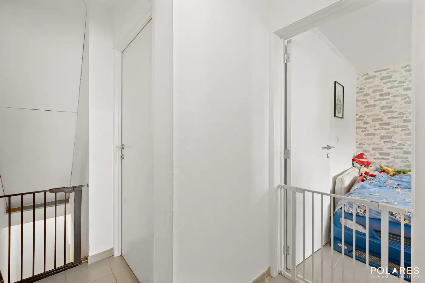 Gerenoveerde gezinswoning met 3 slaapkamers foto 11
