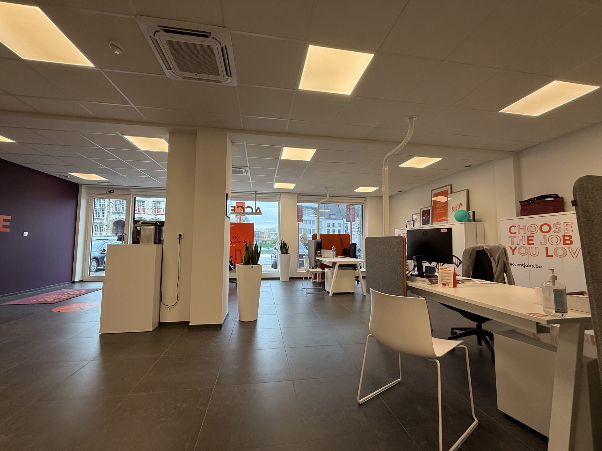 Instapklare open kantoorruimte vlak aan de Schelde foto 6