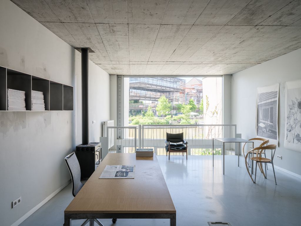 Architecturale handelsruimte op een absolute toplocatie foto 7