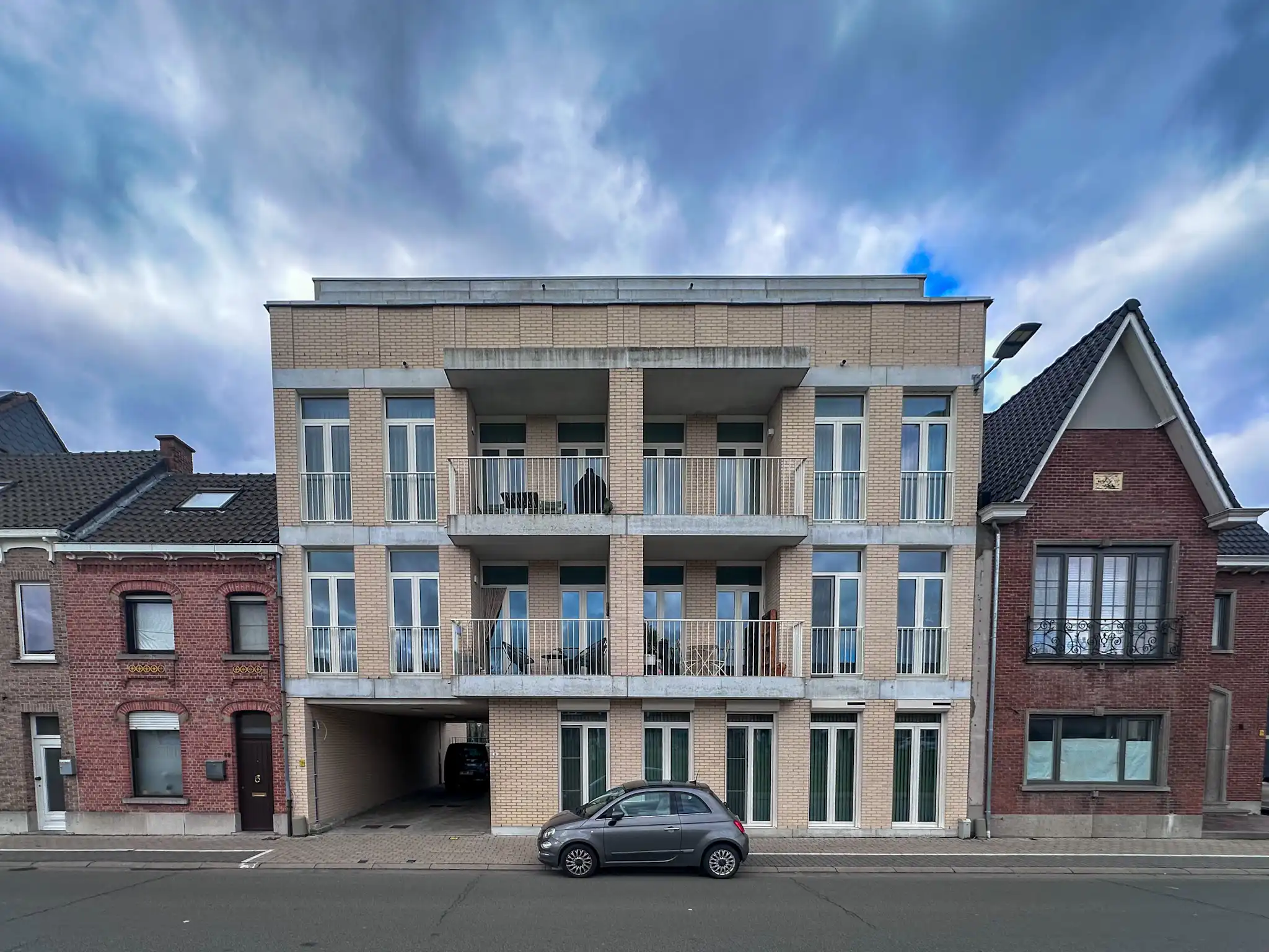 Modern en lichtrijk 2-slaapkamerappartement in Wetteren foto 12