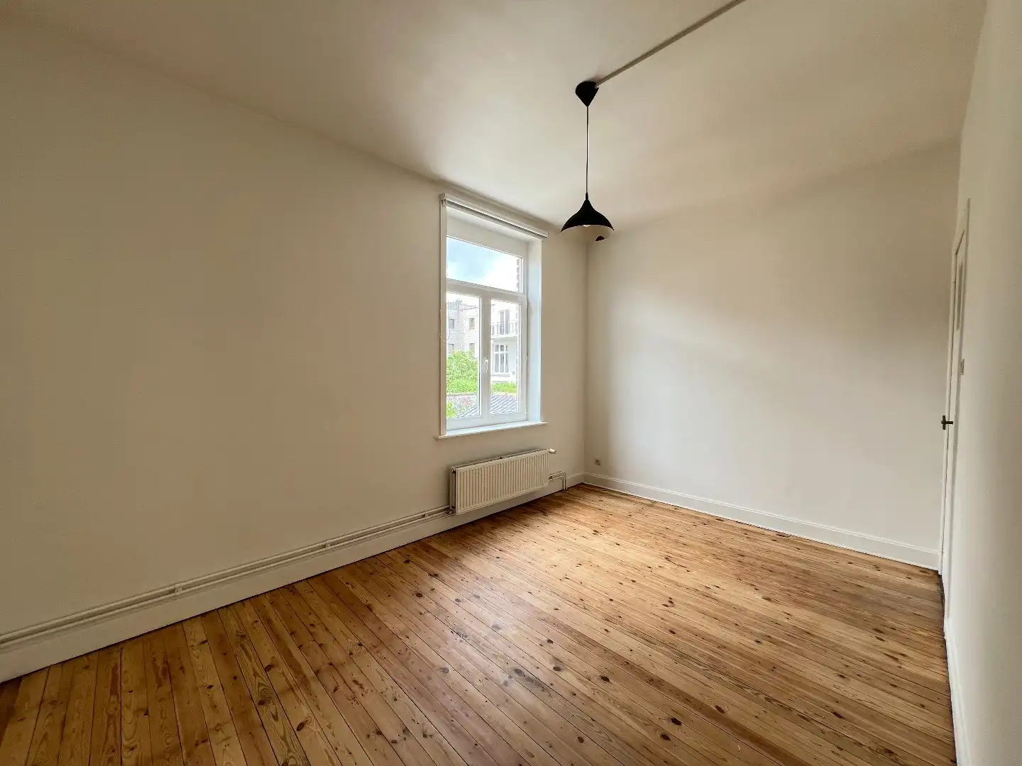 Charmante, gezellige woning met 2 slaapkamers en stadstuin in hartje Ieper foto 8