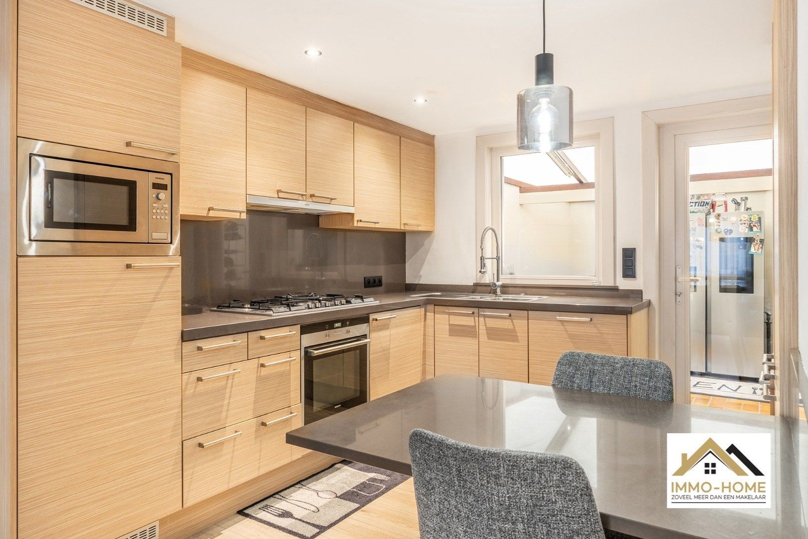 Instapklare open bebouwing op zeer centrale ligging! foto 7