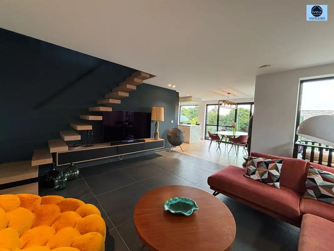 LUXUEUZE RECENTE WONING MET 3 SLAAPKAMERS, GARAGE EN TUIN foto 5