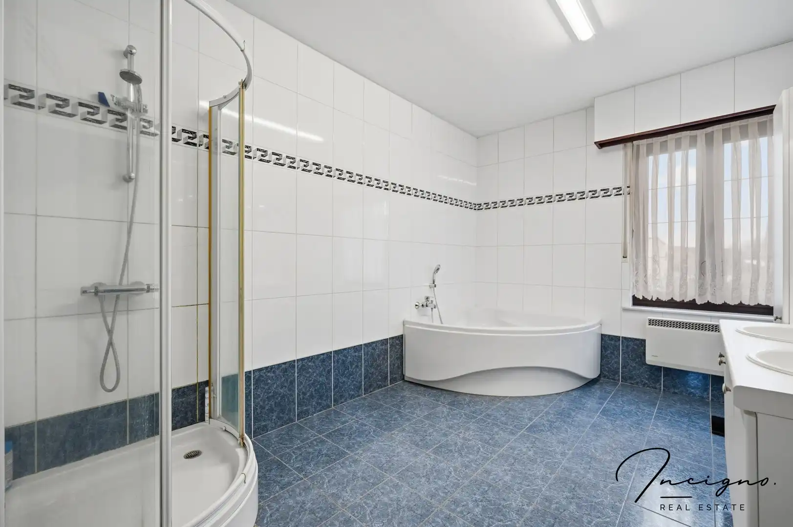 Te koop – Ruime gezinswoning met grote garage/atelier foto 18