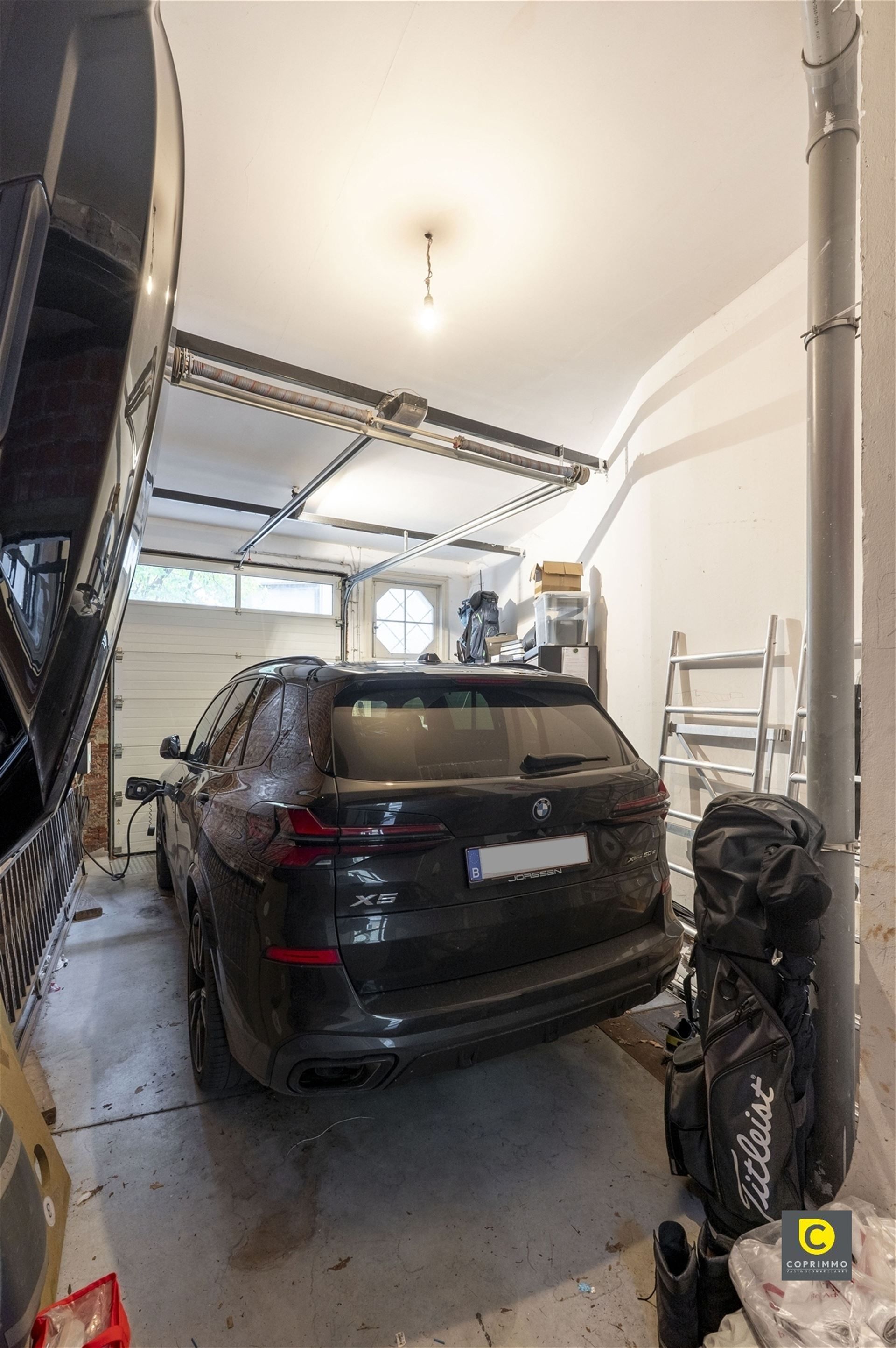 Unieke meesterwoning met garage foto 39