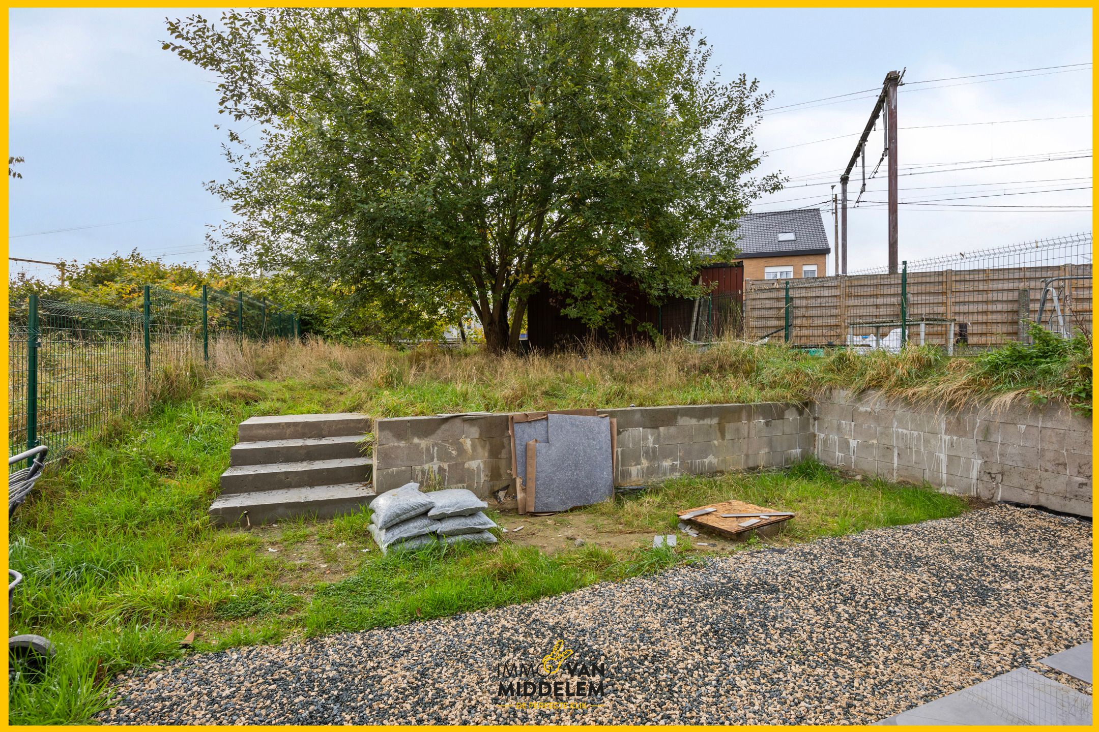 INSTAPKLARE NIEUWBOUWWONING MET 4 KAMERS, GARAGE EN TUIN foto 18