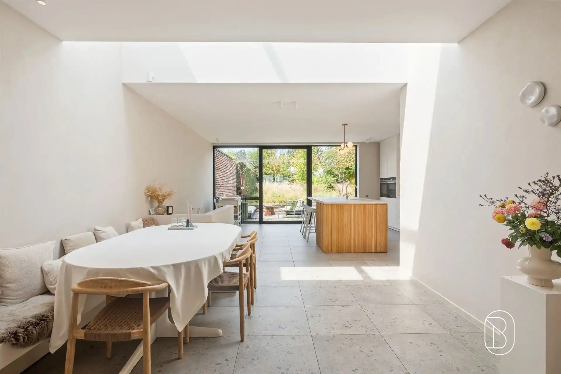 Gerenoveerde art-decowoning met 4 slpk,garage & ruime tuin  foto 14