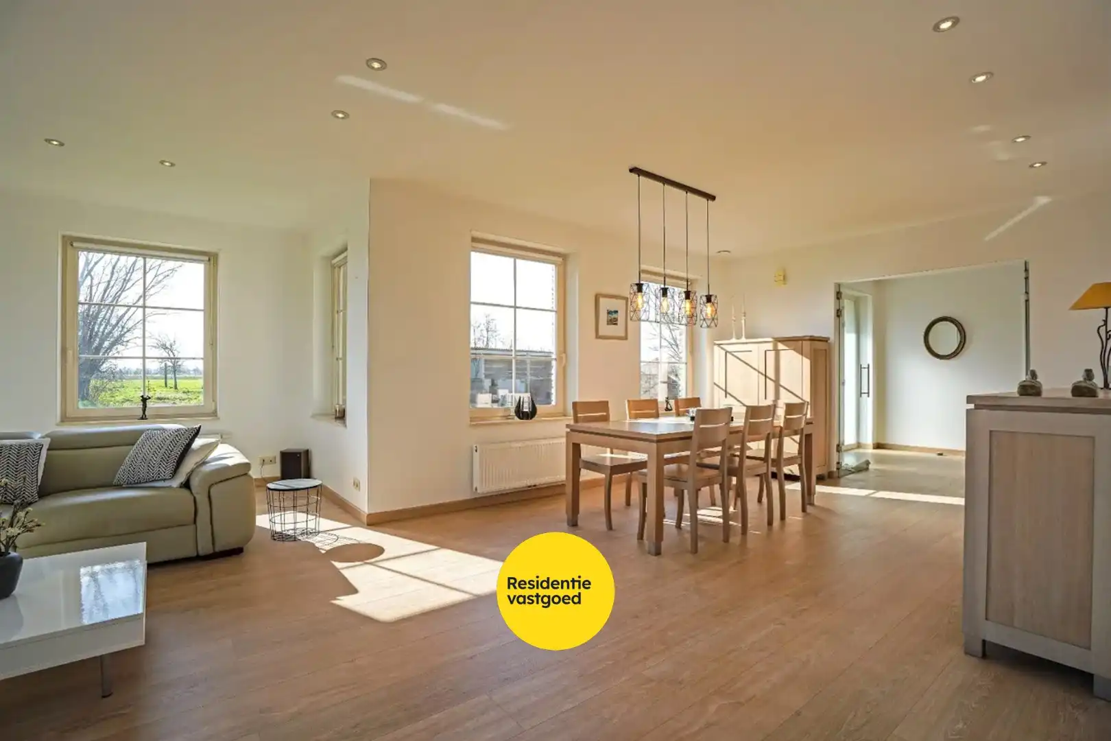 Recente open bebouwing (2019) op een perceel van maar liefst 44.888 m² foto 7