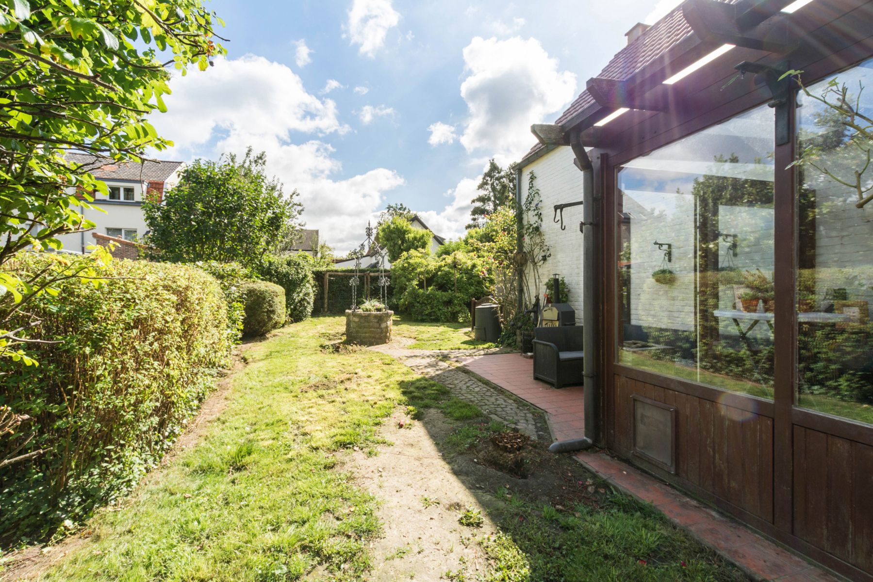 Charmante landelijke alleenstaande woning met tuin en garage foto 7