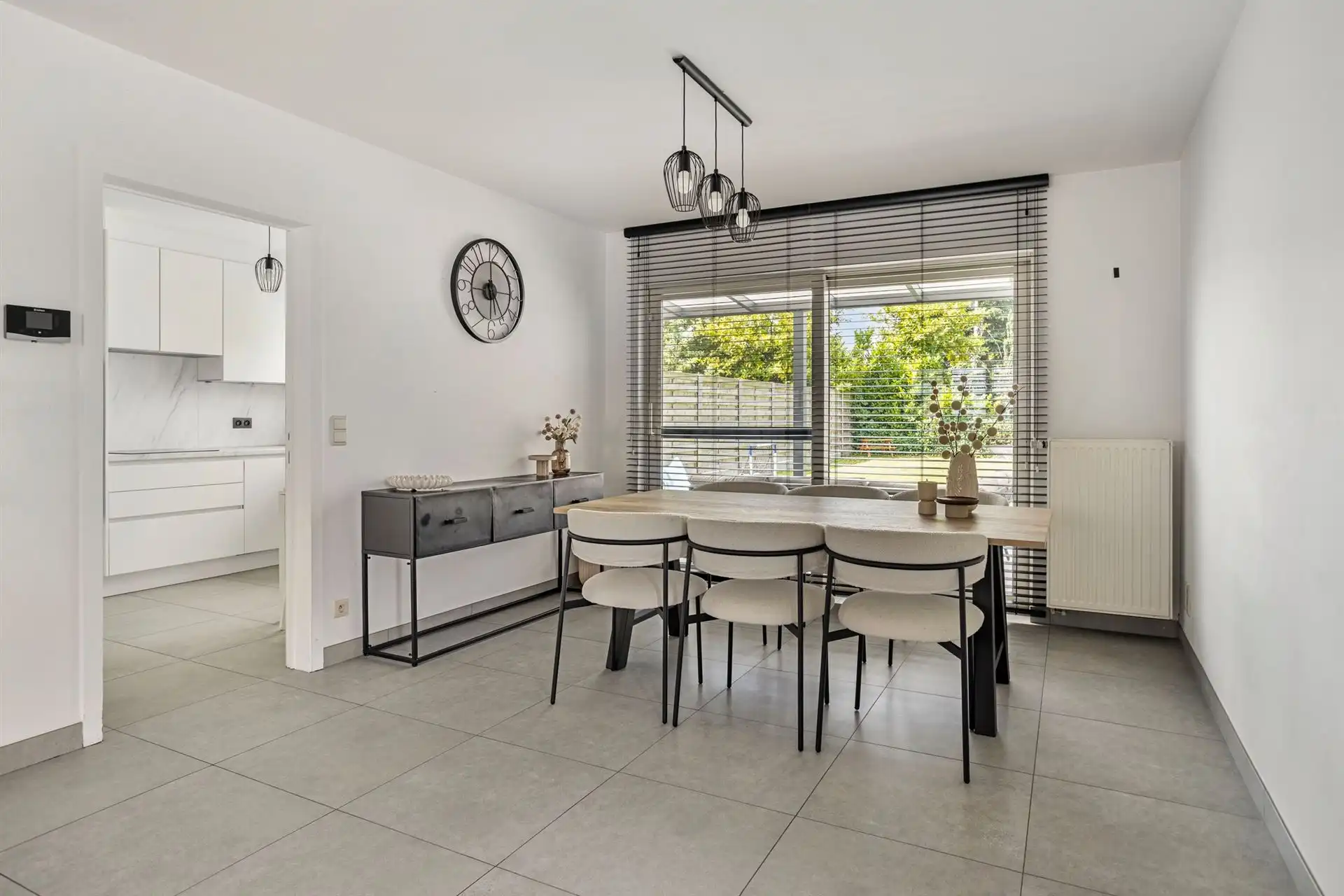 Instapklare woning met 3 slaapkamers en garage.  foto 5