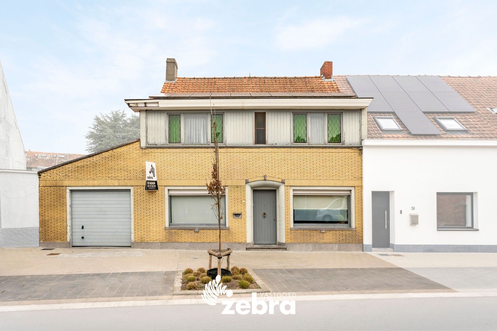 Instapklare woning met 4 slaapkamers en tuin te Oostrozebeke! foto 2