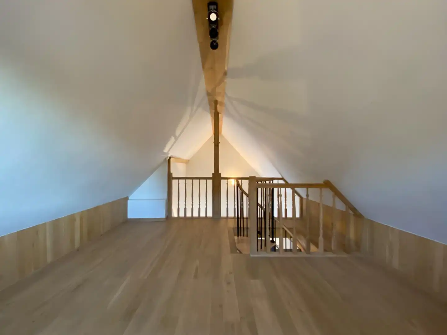 Gezellige rijwoning met 2 slaapkamers, mezzanine en terras. foto 10
