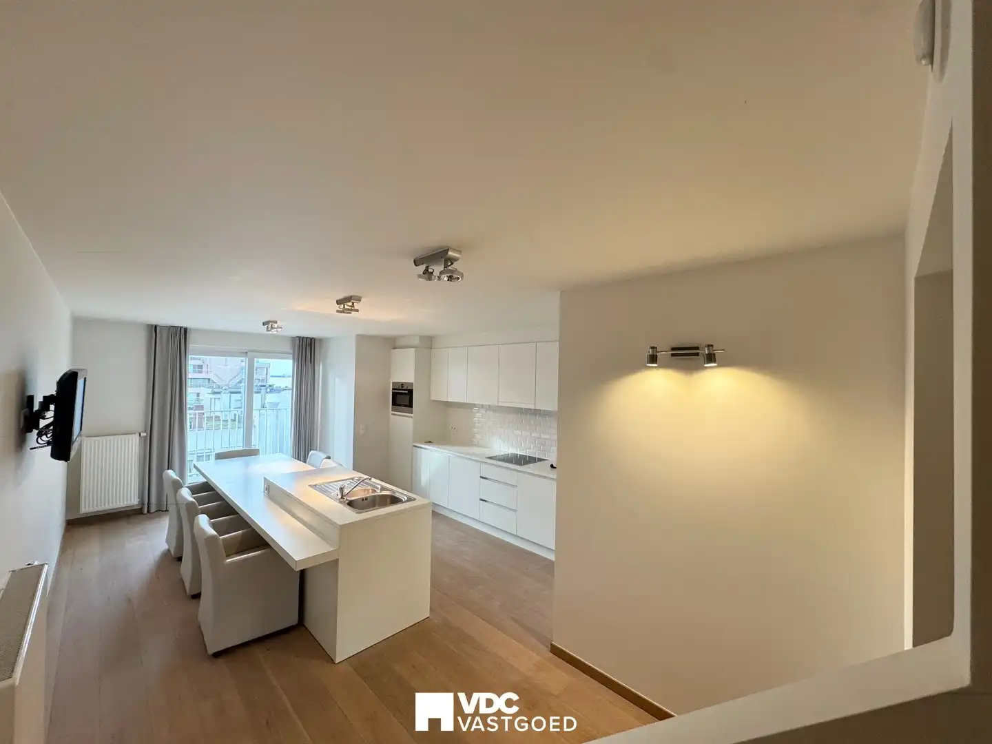 Penthouse-duplex met twee terrassen en garage – Lichttorenplein Knokke foto 5
