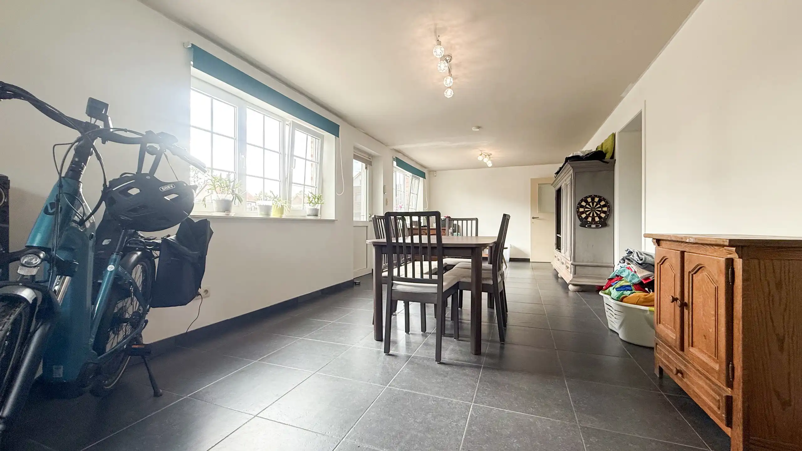 Instapklare woning op 9,8 are met prachtige tuin! foto 21