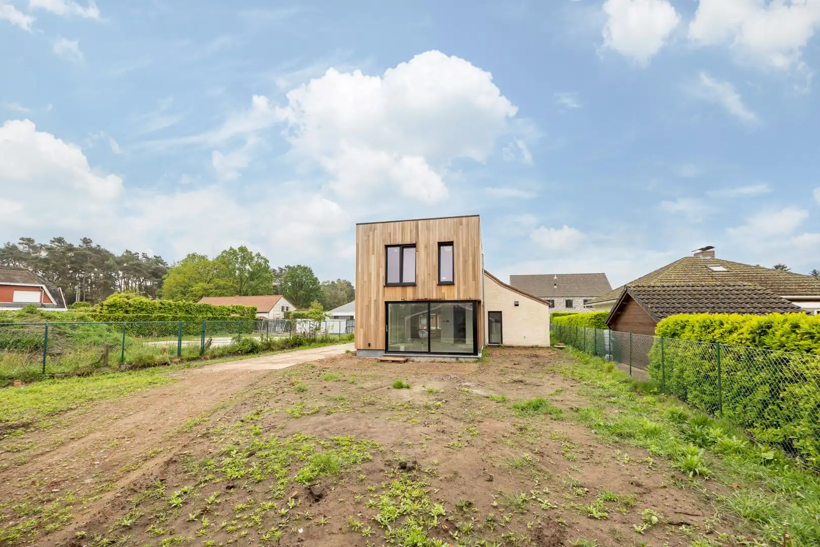 Vernieuwbouwwoning met ruim nieuwbouwmagazijn van 155 m² foto 28