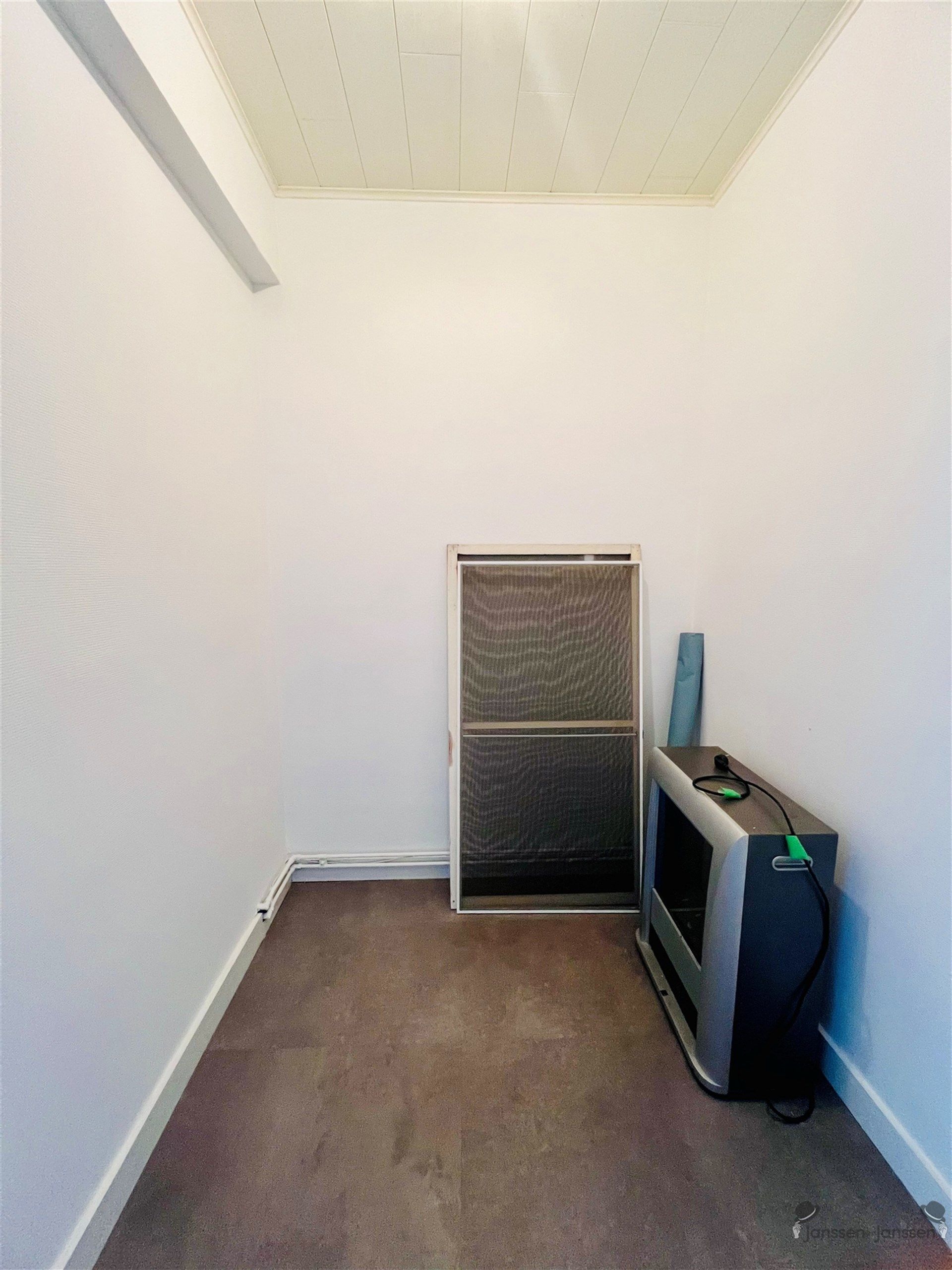 Ruim 2 slpk appartement in centrum foto 9