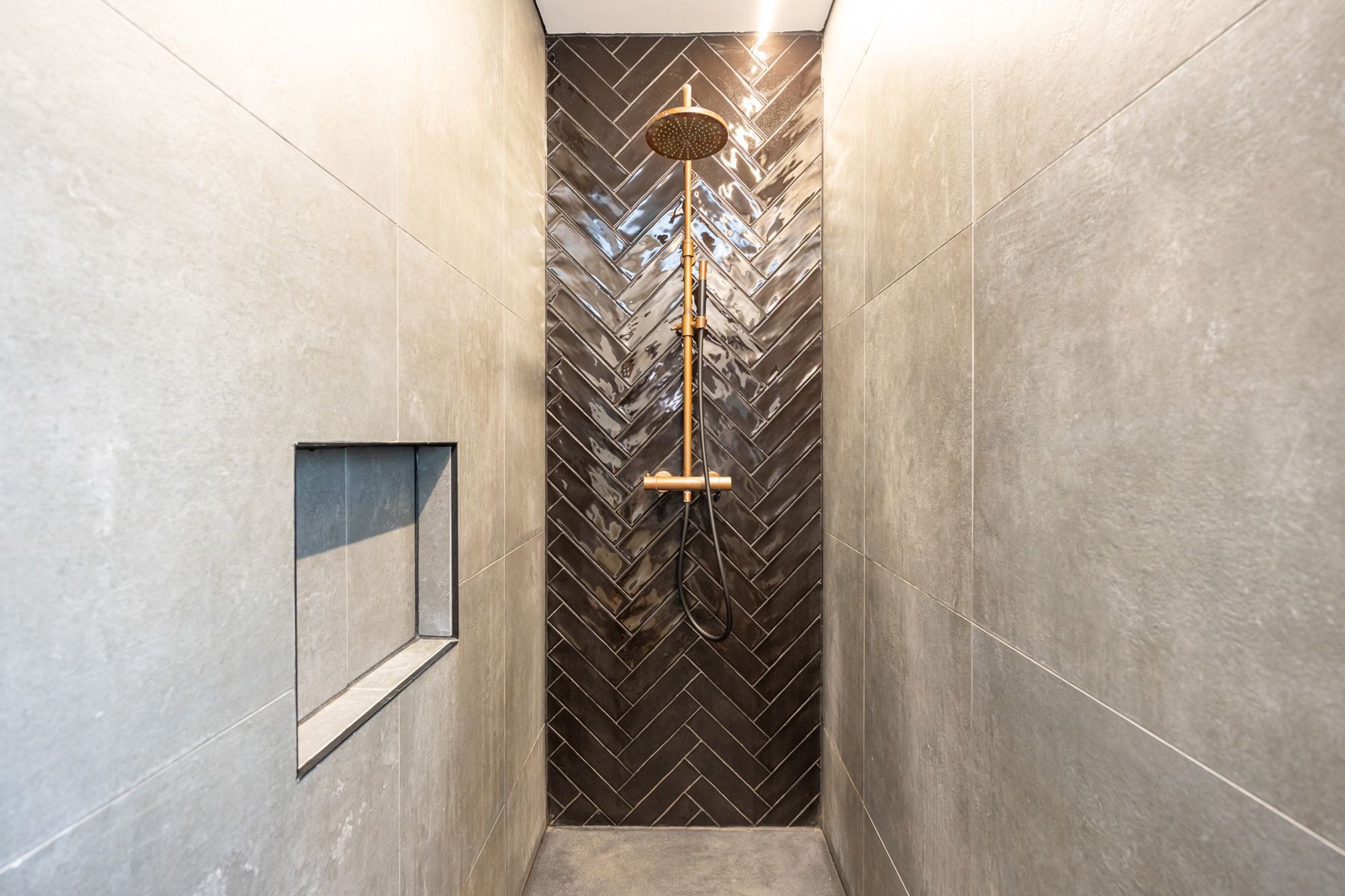 Kwaliteitsvolle energiezuinige woning met 5 slaapkamers op een rustige ligging in Merksplas. foto 14