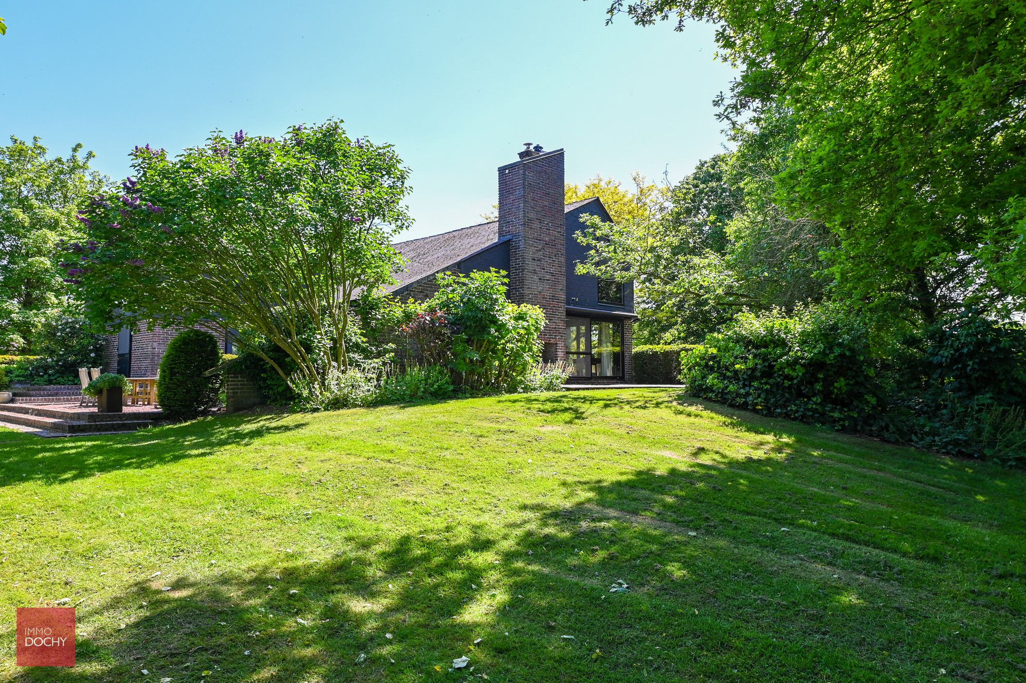 Architectenvilla met mooie tuin foto 11