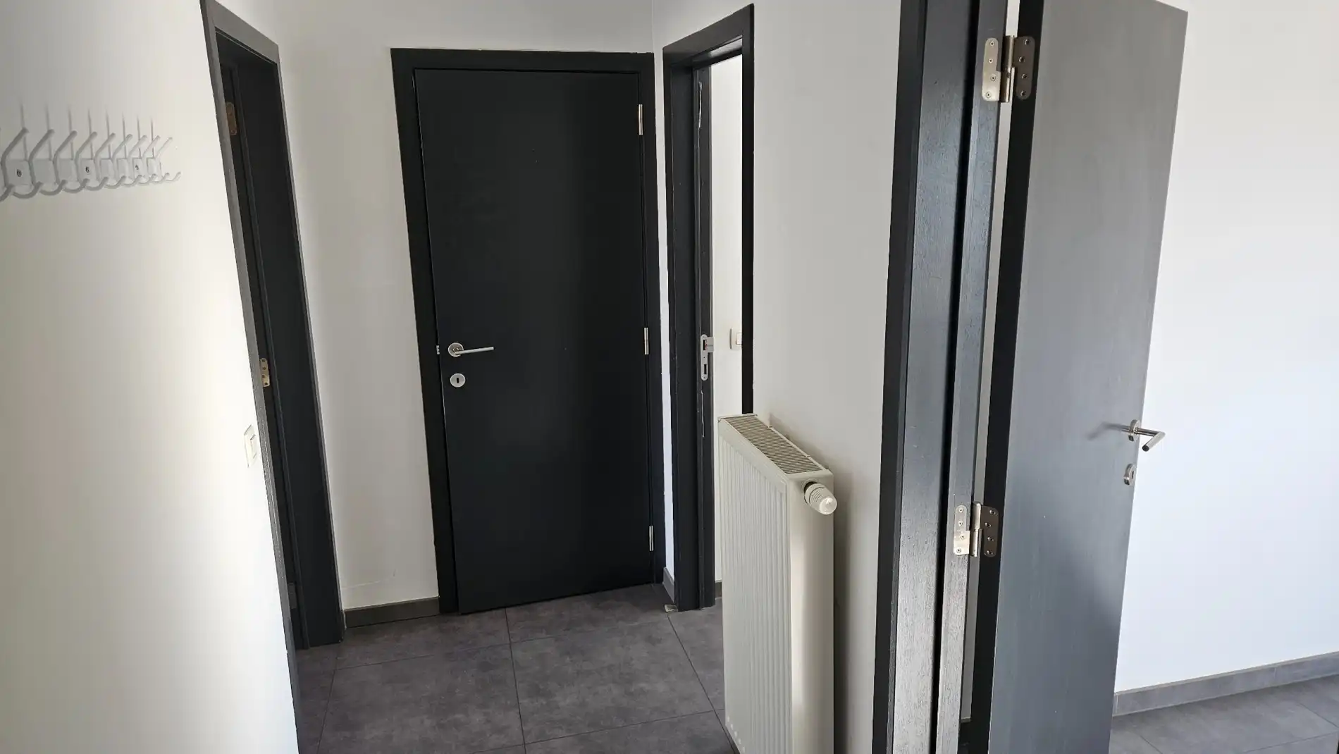 Gezellig appartement met 2 slk en groot terras foto 18