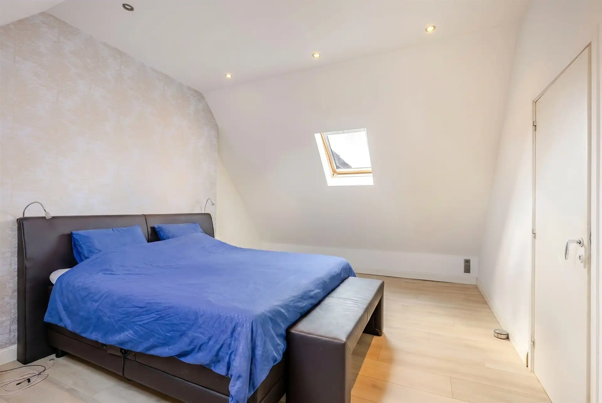 Instapklare halfopen woning met parking, Beveren - 2 slp foto 18