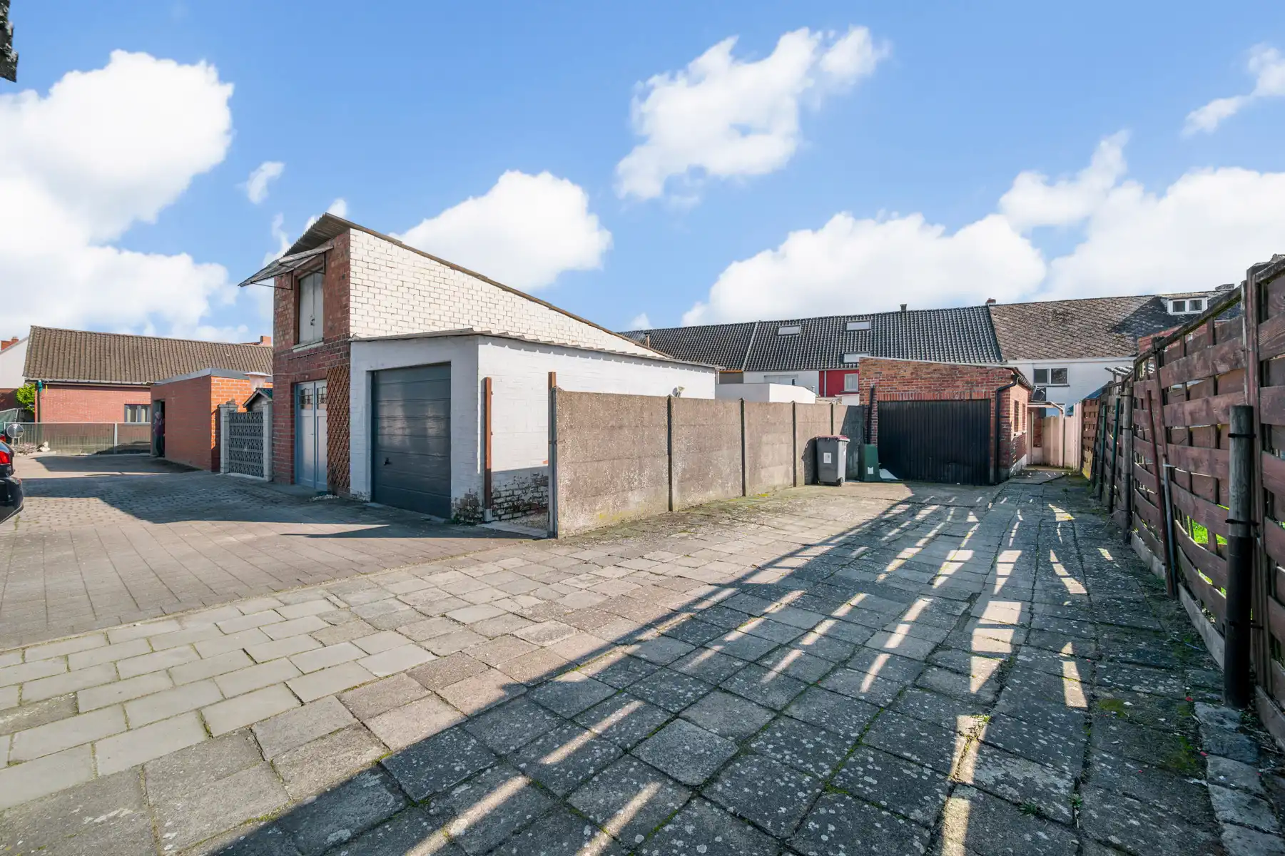 Ideale starterswoning met 4 slaapkamers en tuin foto 4