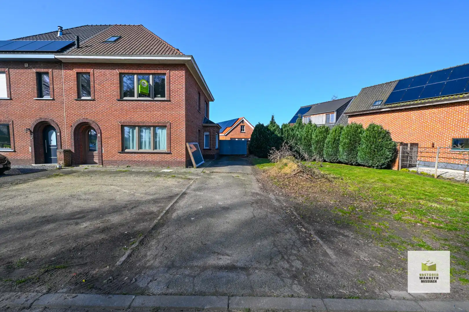 Halfopen bebouwing met 4 slaapkamers en bijgebouw op 991m2 foto 26