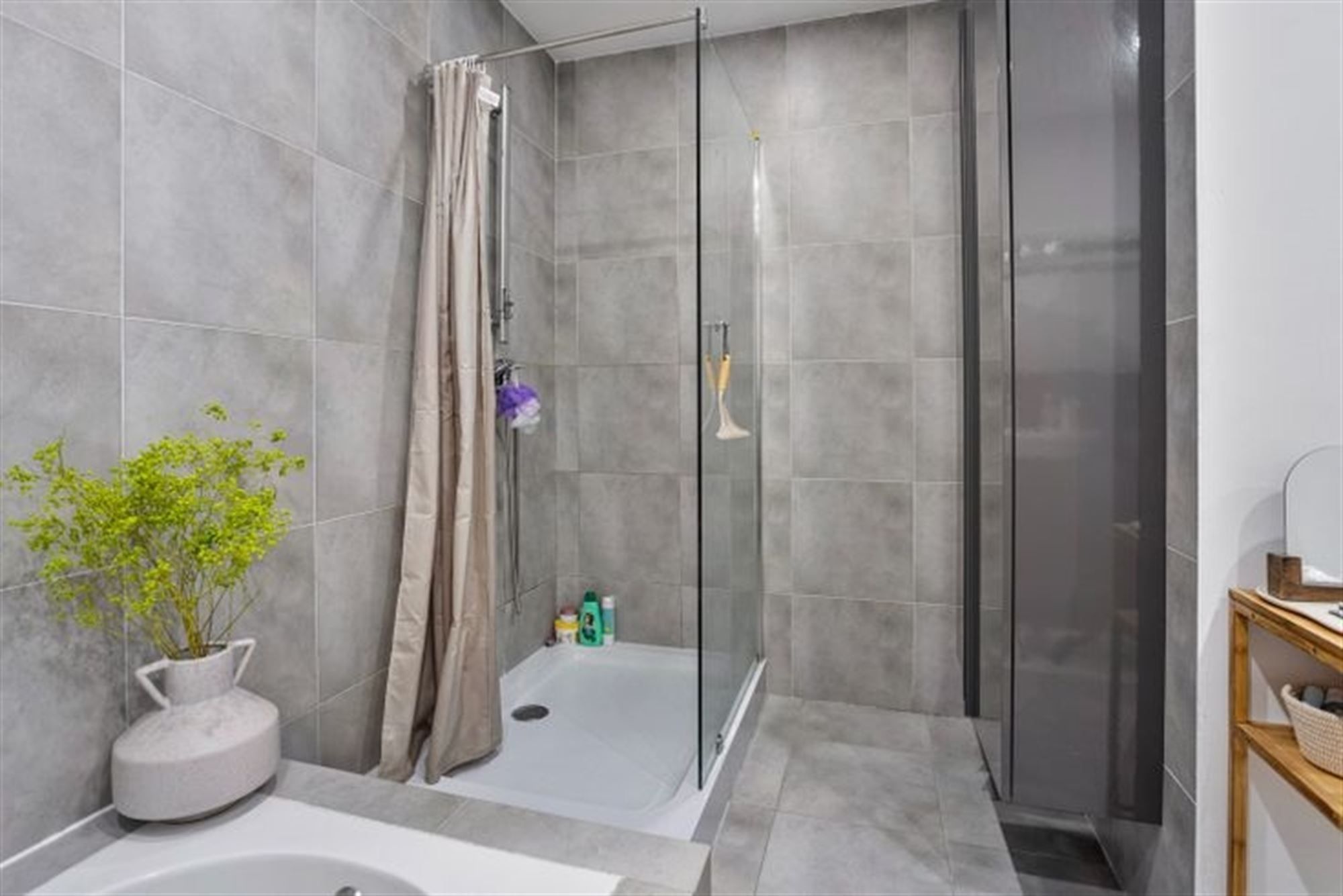 Instapklaar appartement met 2 slaapkamers en groot terras.  foto 15