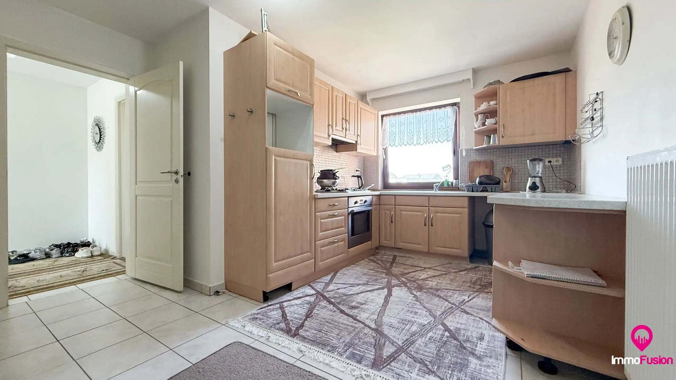 Ruim appartement met 3 slpks en tuin nabij het centrum! foto 7