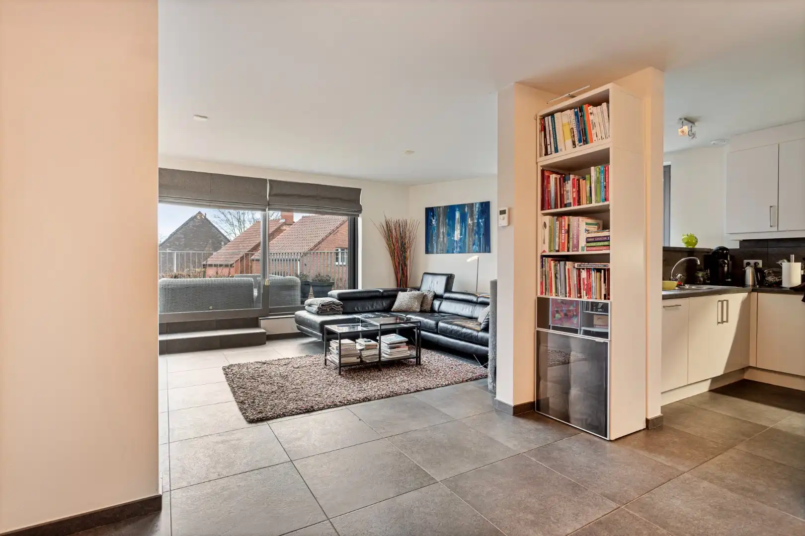 Zeer ruime & energiezuinige duplex met 4 slpks, mooi terras en garage te Ginderbuiten ! foto 5