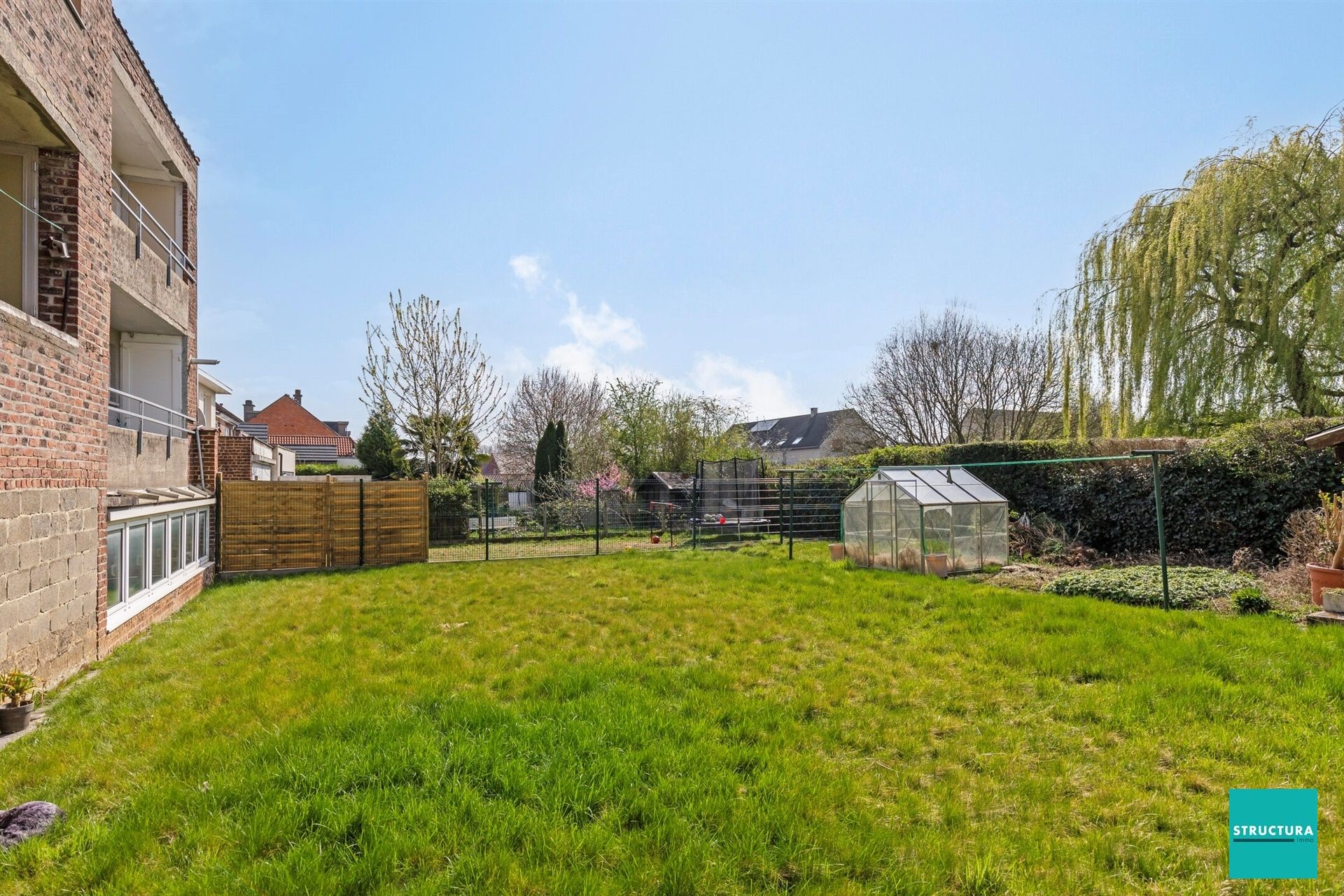 Ruime woning met veel mogelijkheden foto 9