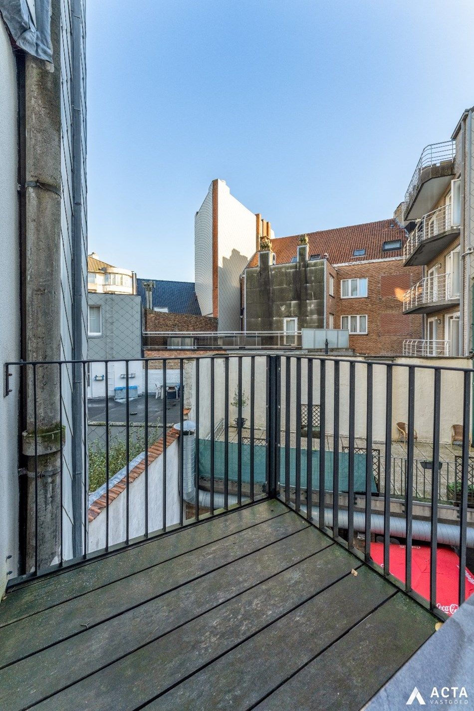 Gerenoveerd appartement met twee slaapkamers aan de Visserskaai van Oostende foto 12